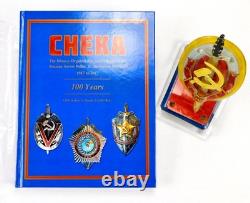 Ornement de bureau de présentation vintage soviétique russe URSS KGB MVD