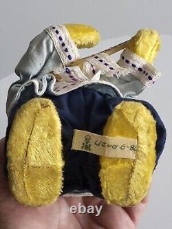 Ours en peluche mécanique des années 1960 de l'URSS russe soviétique avec balalaïka et clé