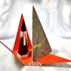 Parfum vintage de l'Union soviétique russe URSS Vostok des années 1960 dédié à Gagarin