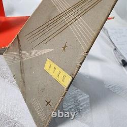 Parfum vintage de l'Union soviétique russe URSS Vostok des années 1960 dédié à Gagarin