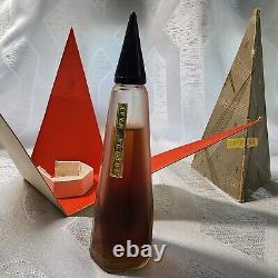 Parfum vintage de l'Union soviétique russe URSS Vostok des années 1960 dédié à Gagarin