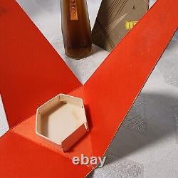 Parfum vintage de l'Union soviétique russe URSS Vostok des années 1960 dédié à Gagarin