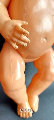 Poupée bébé garçon en celluloïd de grande taille de l'URSS soviétique des années 1950
