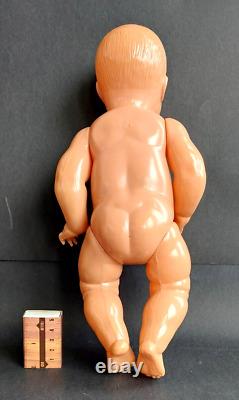 Poupée bébé garçon en celluloïd de grande taille de l'URSS soviétique des années 1950