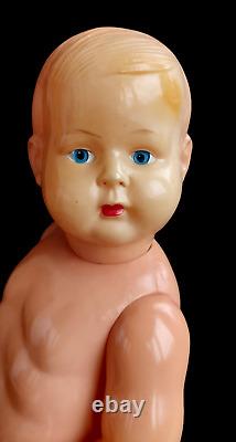 Poupée bébé garçon en celluloïd de grande taille de l'URSS soviétique des années 1950