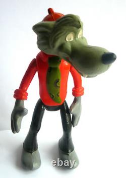 Poupée en celluloïd du personnage soviétique russe des années 1970, le loup de Nu, Pogodi