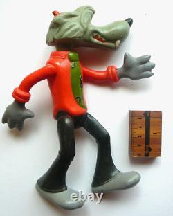 Poupée en celluloïd du personnage soviétique russe des années 1970, le loup de Nu, Pogodi