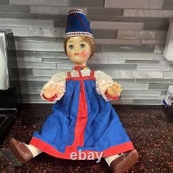 Poupée en plastique russe vintage URSS soviétique collectionnable 21