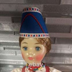 Poupée en plastique russe vintage URSS soviétique collectionnable 21