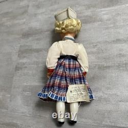 Poupée vintage NOUVELLE de l'URSS soviétique de Moscou, Estonienne des années 1960 - 70.