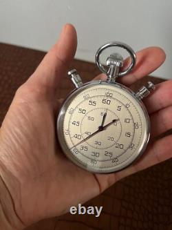 RARE chronomètre soviétique russe vintage 1/60 seconde SLAVA. URSS