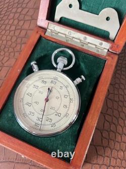 RARE chronomètre soviétique russe vintage 1/60 seconde SLAVA. URSS