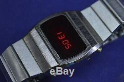 Rrr Premier Soviet Version Russe Watch 4 Elektronika 1! LCD Numérique Electronika