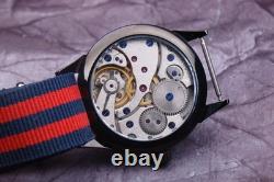 Salle de radio marine soviétique russe de l'URSS montre militaire mécanique excellente 1