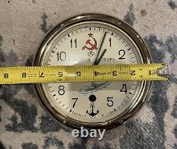 Sous-marin de classe Typhoon de l'Union soviétique russe Horloge Guerre froide Édition limitée