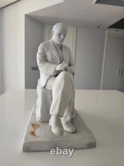 Statue en porcelaine vintage BISCUIT soviétique russe URSS de VLADIMIR I. LENINE 35 CMS