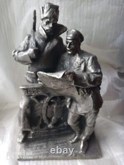 Statue vintage soviétique russe URSS figurine de révolutionnaires en métal