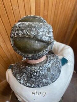 Statuette vintage, lourde et grande de l'URSS, soldat soviétique des années 50. Rare