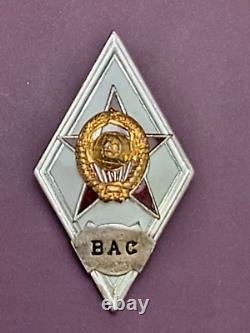 TRÈS RARE! Insigne de diplômé de l'Académie des signaux militaires soviétiques russes de l'URSS - Type 2