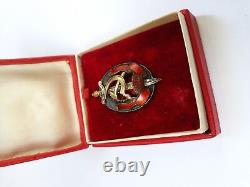 Titre original rare russe soviétique URSS Ordre Médaille Épinglette CCCP KGB NKVD MVD Badge Émail