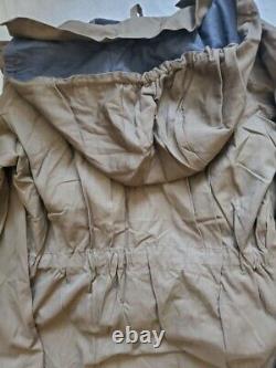 Traduisez ce titre en français : Veste uniforme de géologue soviétique russe, tunique, pantalon, patch de l'URSS, SZ Large XL.