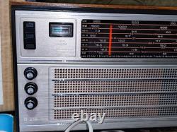 URSS soviétique russe VINTAGE récepteur radio transistor Selena B-216 GO FM UHF