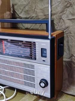 URSS soviétique russe VINTAGE récepteur radio transistor Selena B-216 GO FM UHF