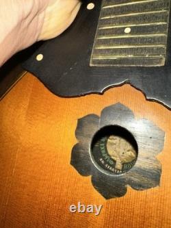 USSR Instrument Populaire Soviétique Balalaïka SANS Cordes