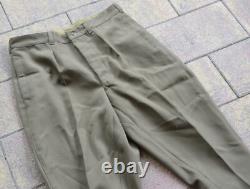 Uniforme de soldat de l'Armée soviétique de la guerre en Afghanistan en URSS - costume AFGHANKA M69