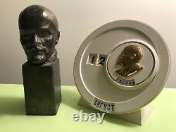 Ussr Russe Communiste Lider Vladimir Lénine Bronze Buste & Calendrier De Bureau
