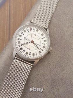 Vintage Raketa 24h Polaire Automatique Cadran Russe pour Homme de l'Union Soviétique Rare 20ème siècle
