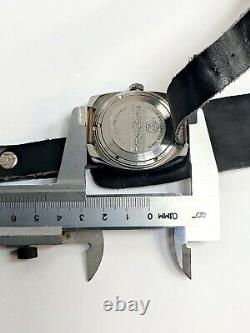 Wristwatch Vostok Amphibian Diver Urss Vintage Armée Soviétique 18 Bijoux Urss Rare